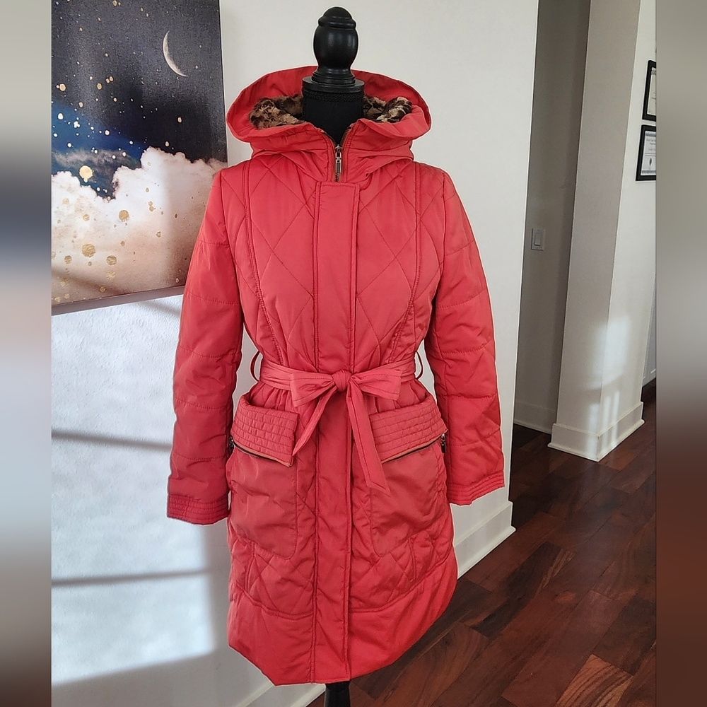 Women's Quilted Belted Leopard Pattern Faux Fur Lined Puffer Coat - Coral